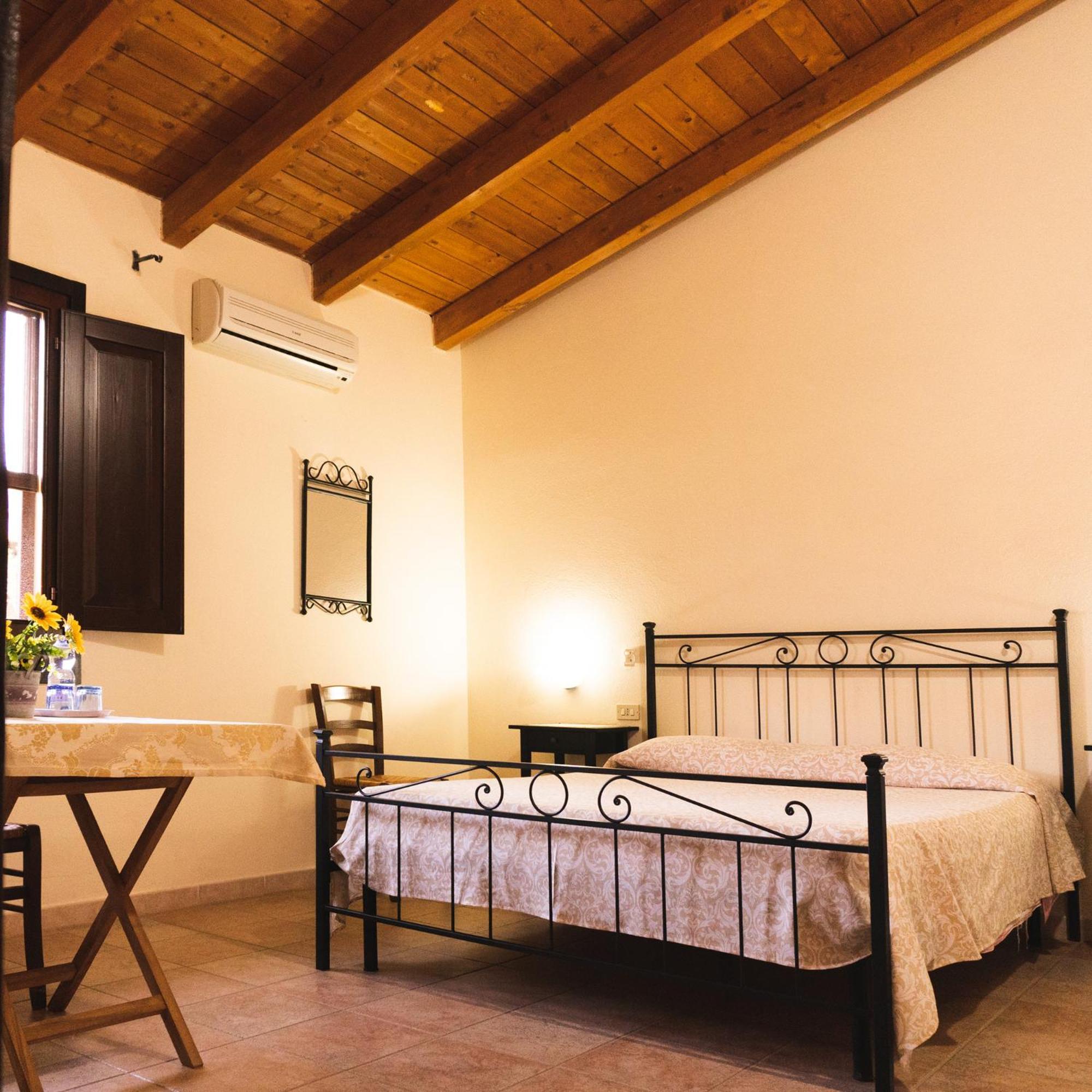 Agriturismo Il Ginepro Fluminimaggiore Kültér fotó
