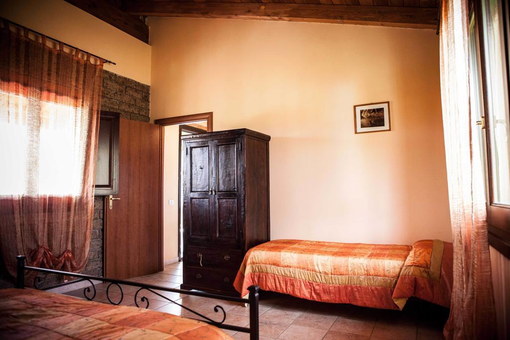 Agriturismo Il Ginepro Fluminimaggiore Szoba fotó